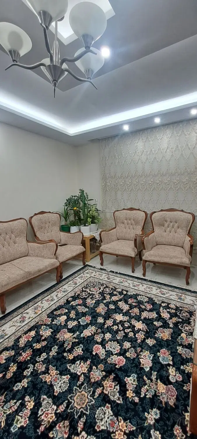 مبل اتریشی کارکرده|مبلمان خانگی و میز عسلی|تهران, شهرک فرهنگیان|دیوار
