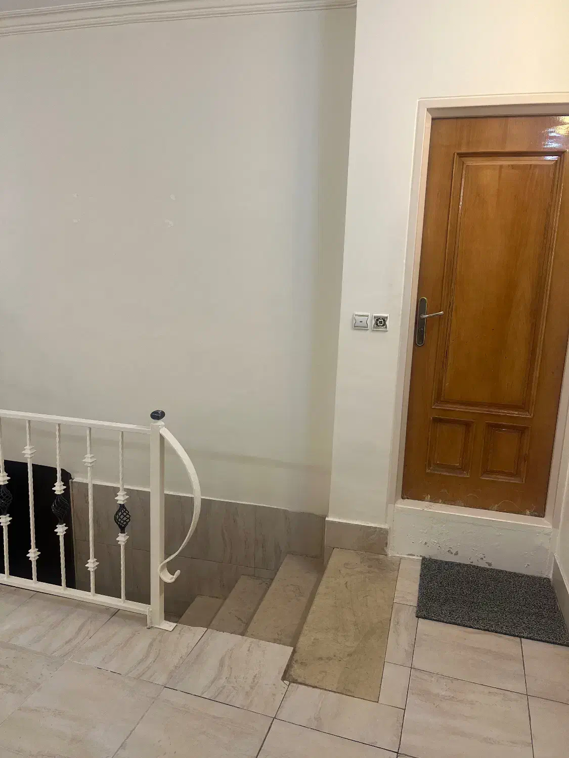 اجاره آپارتمان دو خوابه دوبلکس،مشتاق اول|اجارهٔ آپارتمان|اصفهان, خواجو|دیوار