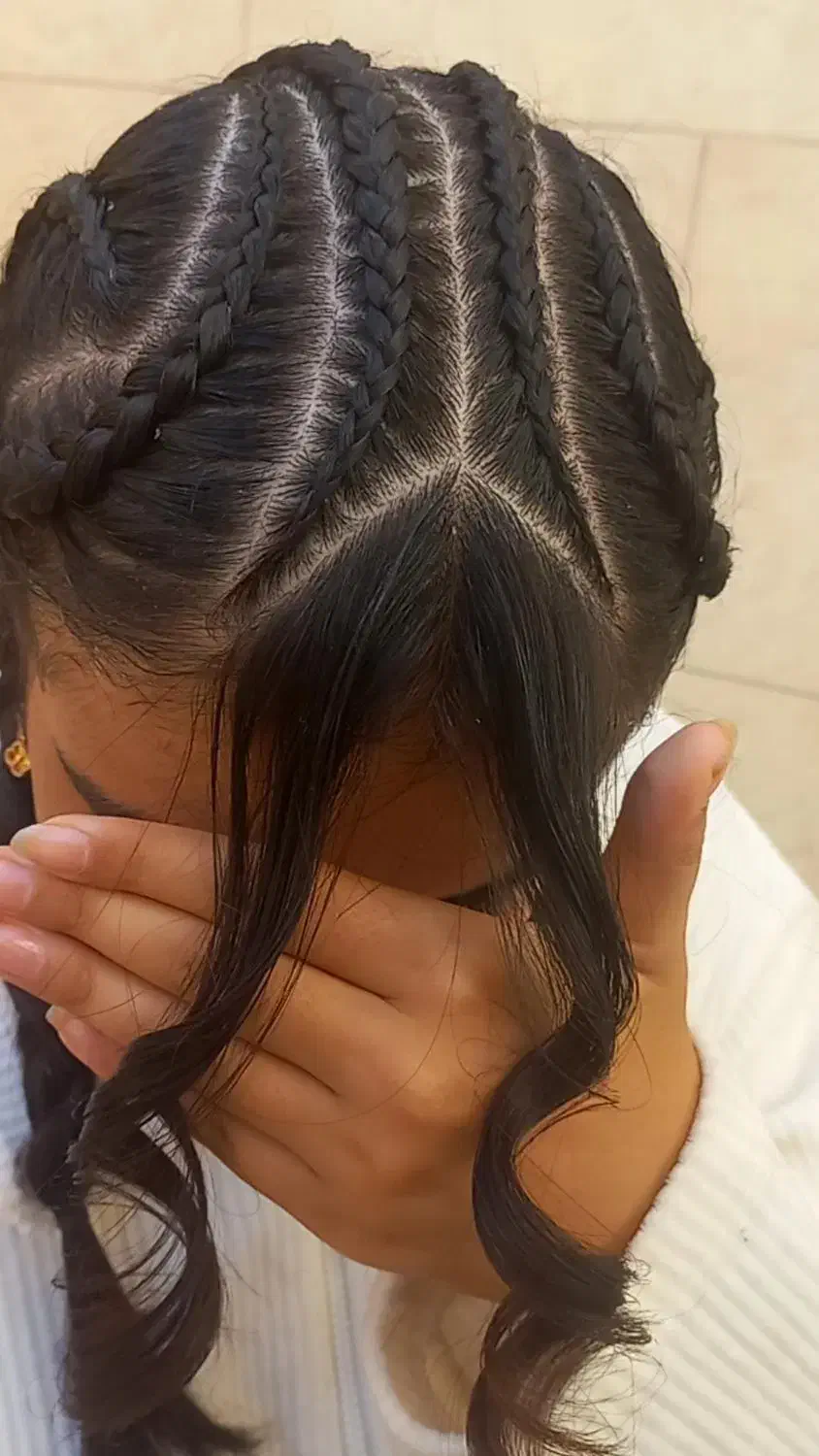 آرایشگری و هنر بافت مو|خدمات آرایشگری و زیبایی|پیر بکران, |دیوار