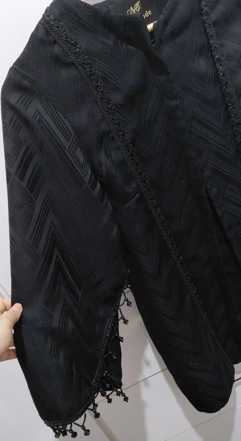 مانتو مجلسی|لباس|رباط‌کریم, الارد|دیوار