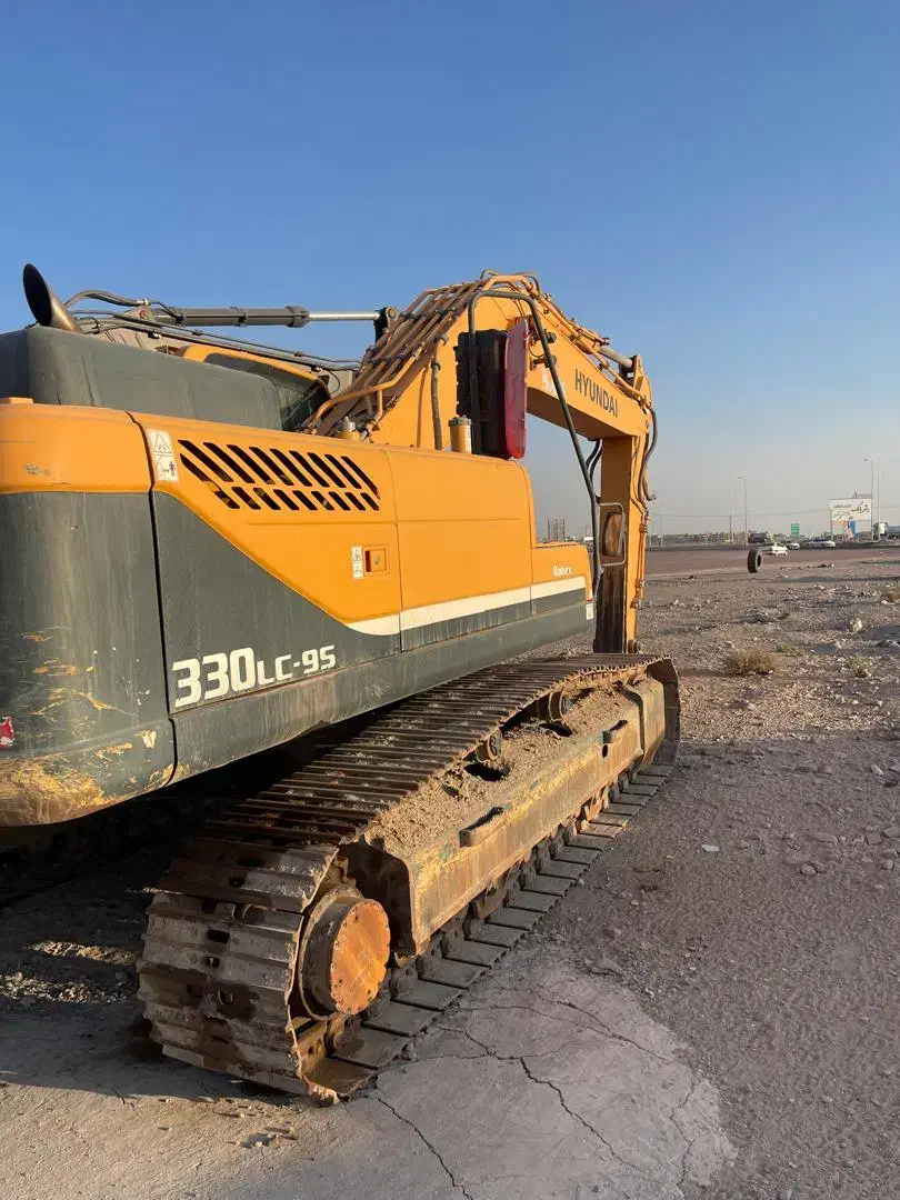 بیل مکانیکی هیوندا 330|خودرو سنگین|سیرجان, |دیوار