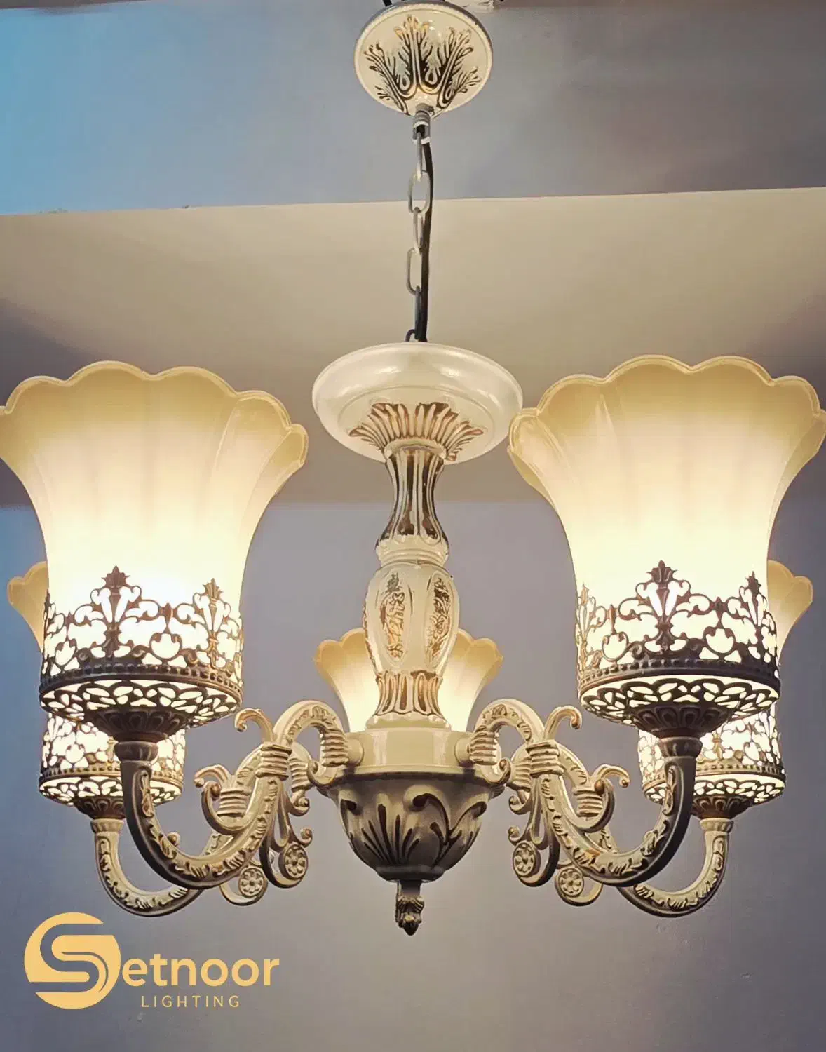 اجتماعی بینظیراز لوسترهای لوکس(قیمت تماس چت حضور)|لوستر و چراغ آویز|تهران, اقدسیه|دیوار