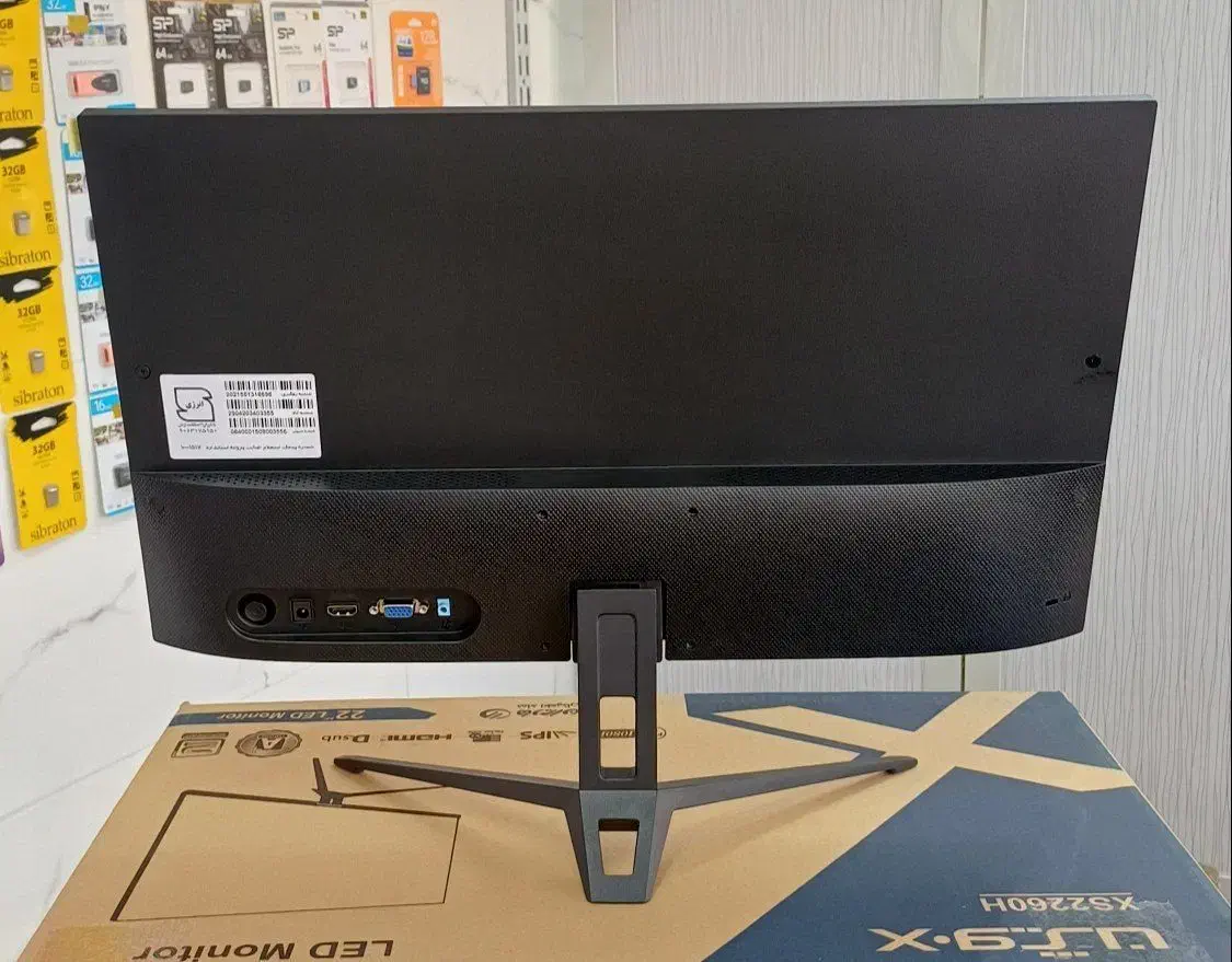 مانیتور ایکس ویژن 22 اینچ دست دو در حد نو|قطعات و لوازم جانبی رایانه|نجفآباد, هفده شهریور|دیوار