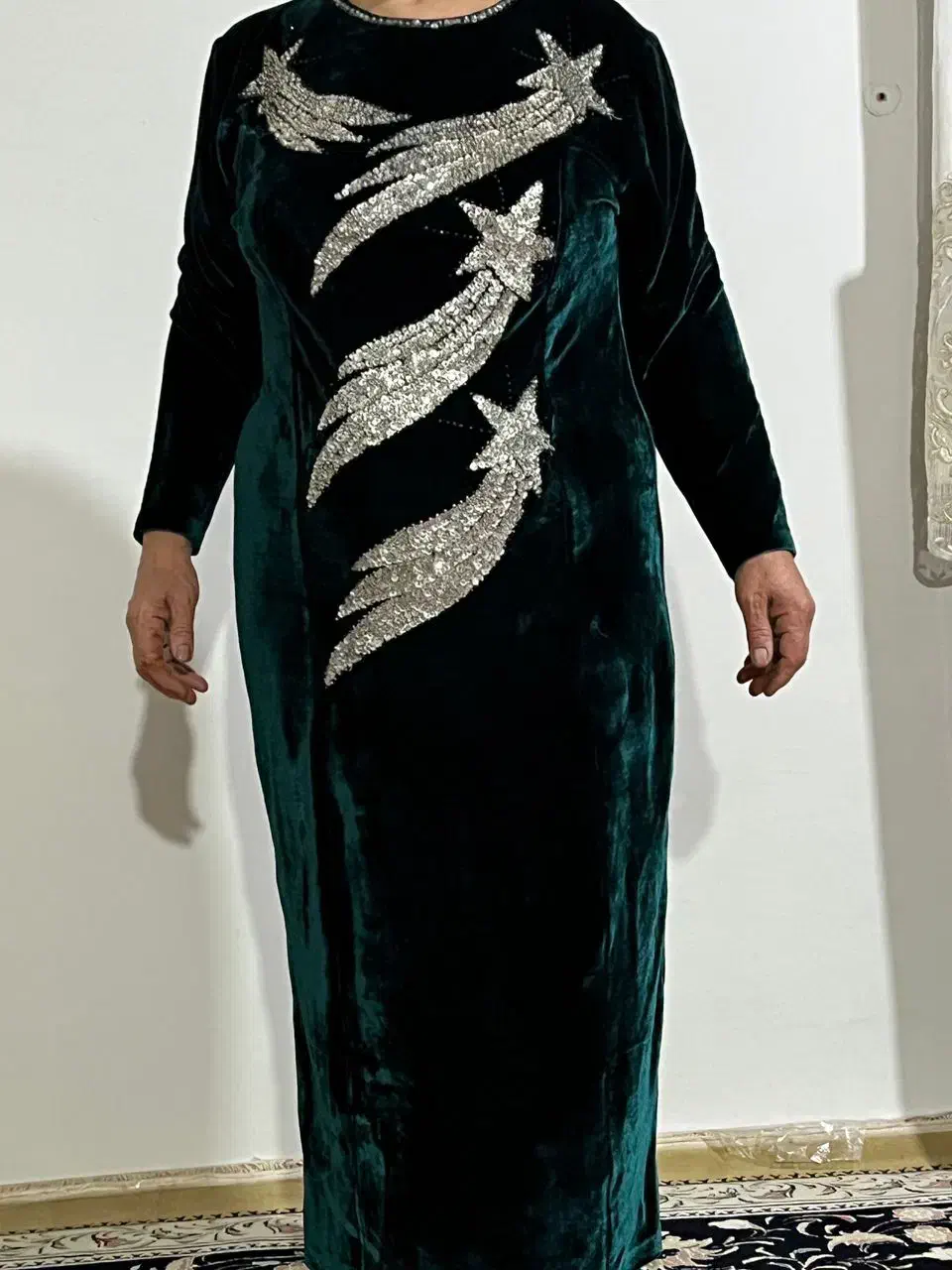 لباس مجلسی|لباس|مرزن‌آباد, |دیوار