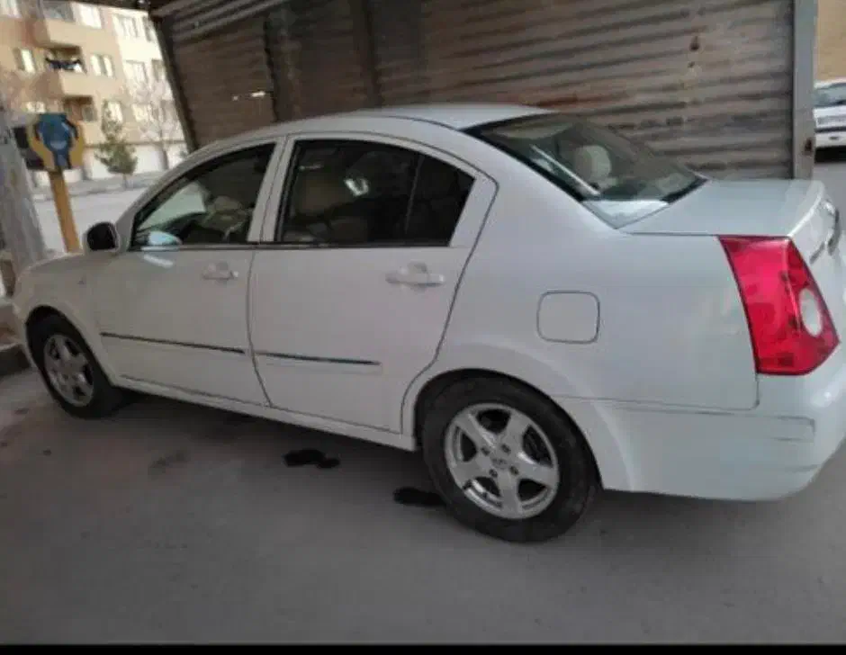 ام وی ام ۵۳۰ مدل ۹۰|خودرو سواری و وانت|کرمان, |دیوار