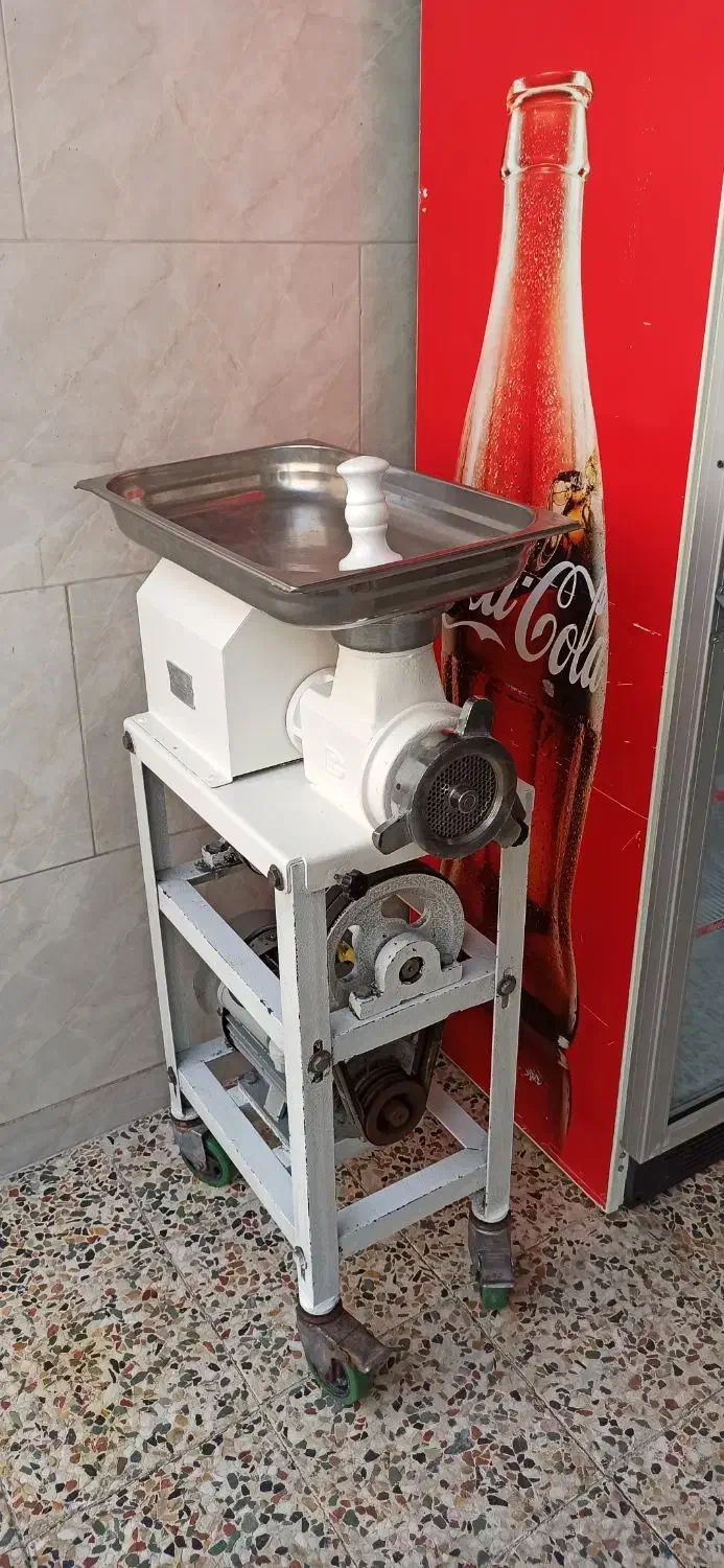 چرخ گوشت صنعتی الکتروکار 32 تسمه ای سالم چرخگوشت|کافی‌شاپ و رستوران|تهران, تهرانسر غربی|دیوار