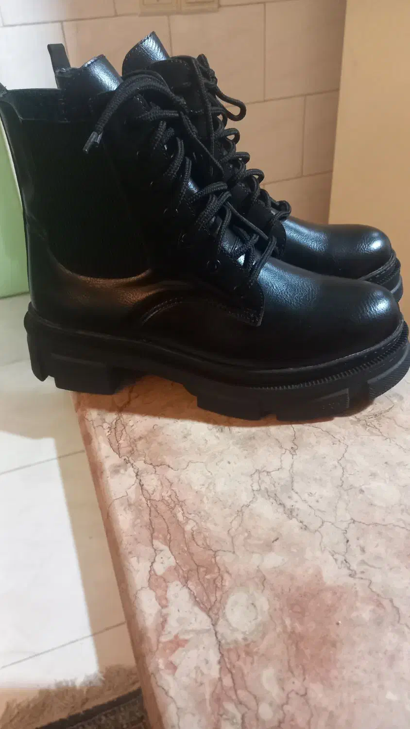 نیم بوت|کیف، کفش، کمربند|سمنان, |دیوار