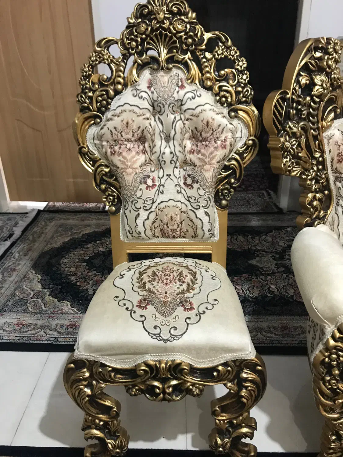 مبل سلطنتی با کیفیت و درجه یکی|مبلمان خانگی و میز عسلی|شبانکاره, |دیوار