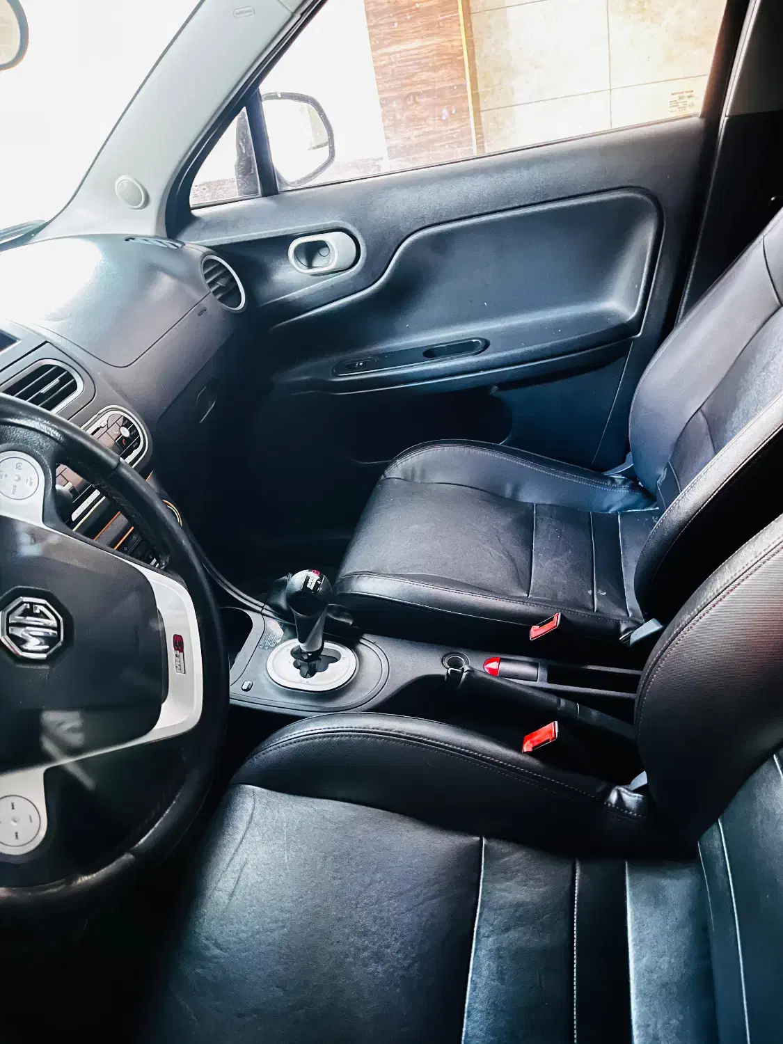 ام جی ۳ مدل ۲۰۱۵|خودرو سواری و وانت|لاهیجان, رجایی|دیوار