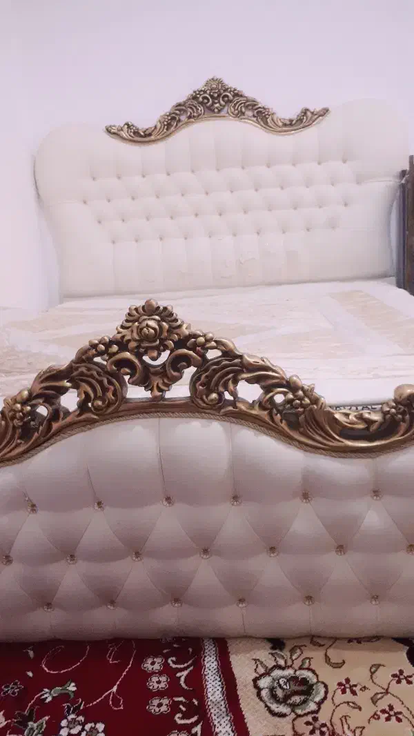 تخت خواب دو نفره به همراه تشک|تخت و سرویس خواب|نهاوند, |دیوار