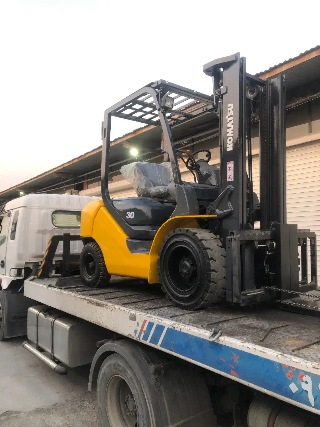 اجاره لیفتراک|خودرو سنگین|رباطکریم, رباطکریم|دیوار