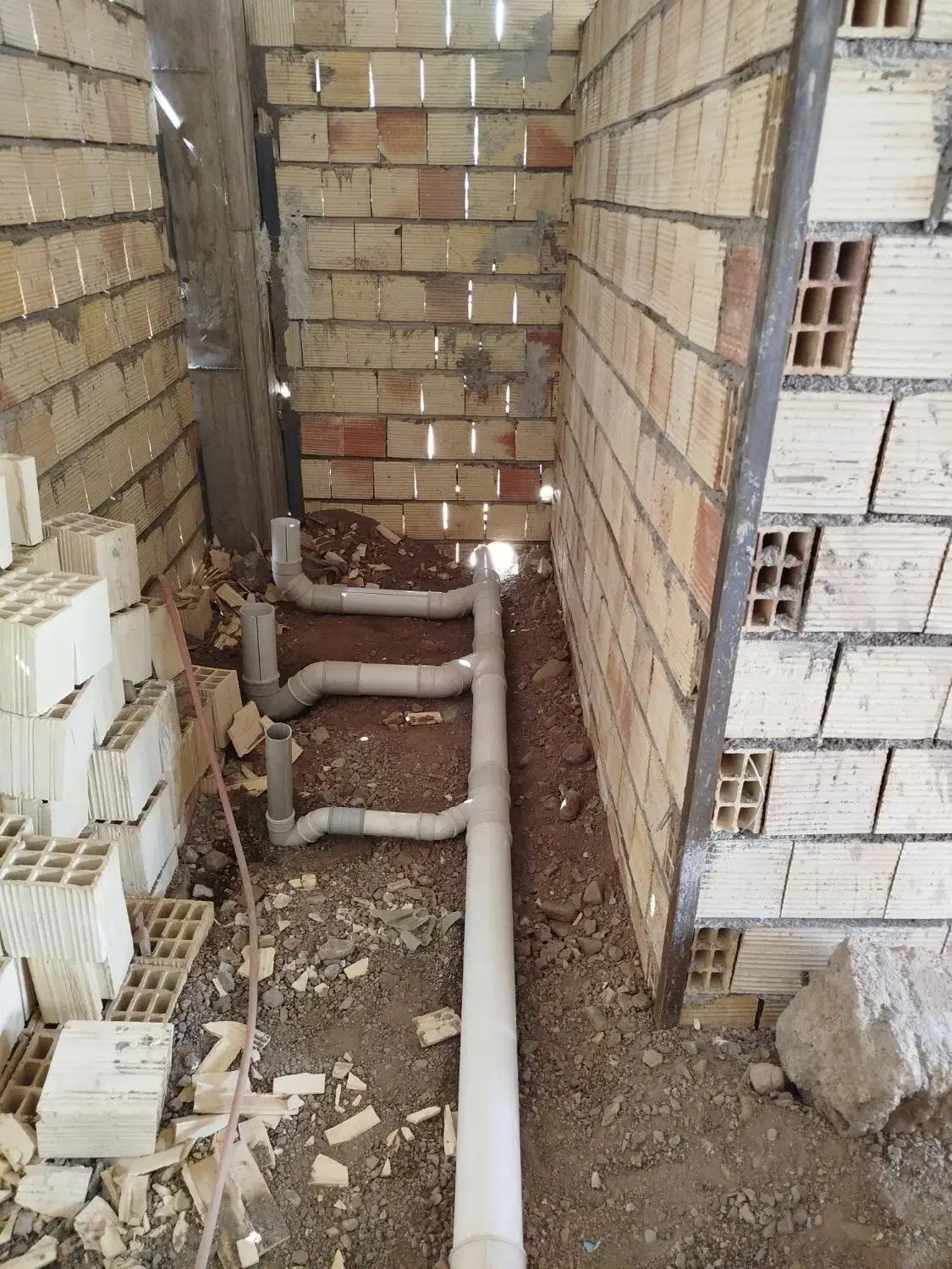 لوله کشی آب ،فاظلاب،برق کشی ساختمان|خدمات پیشه و مهارت|بم, |دیوار