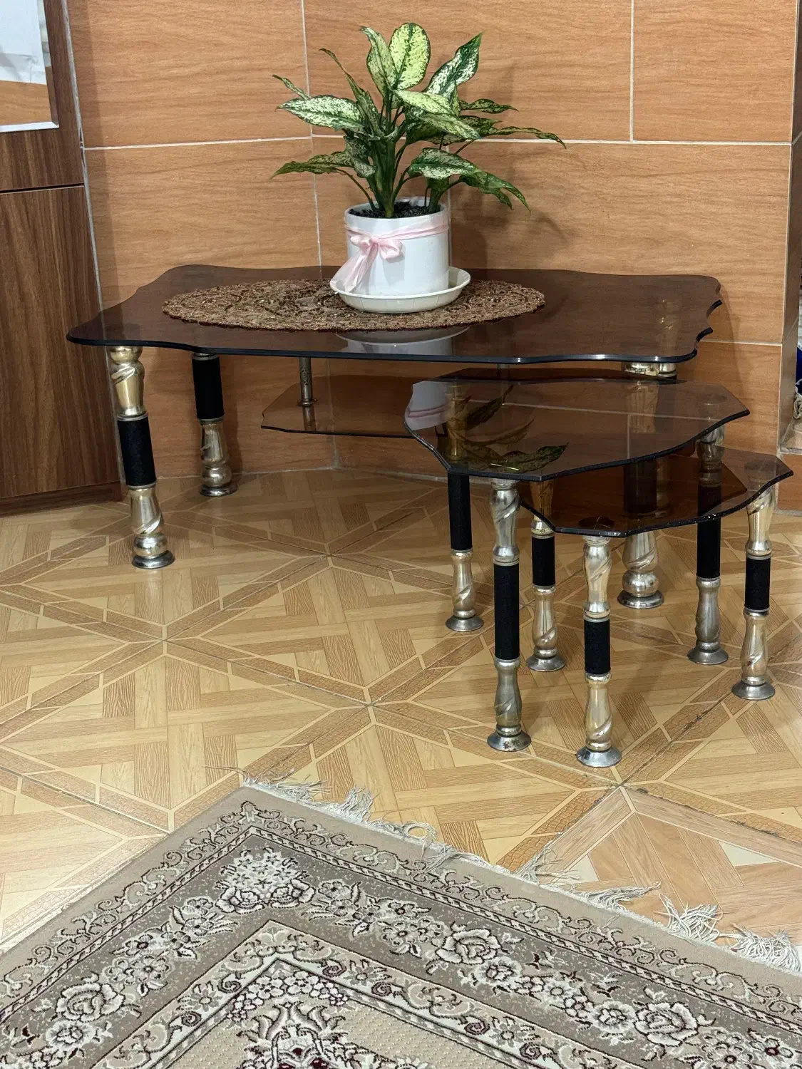 مبل ومیزعسلی|مبلمان خانگی و میز عسلی|قائم‌شهر, |دیوار