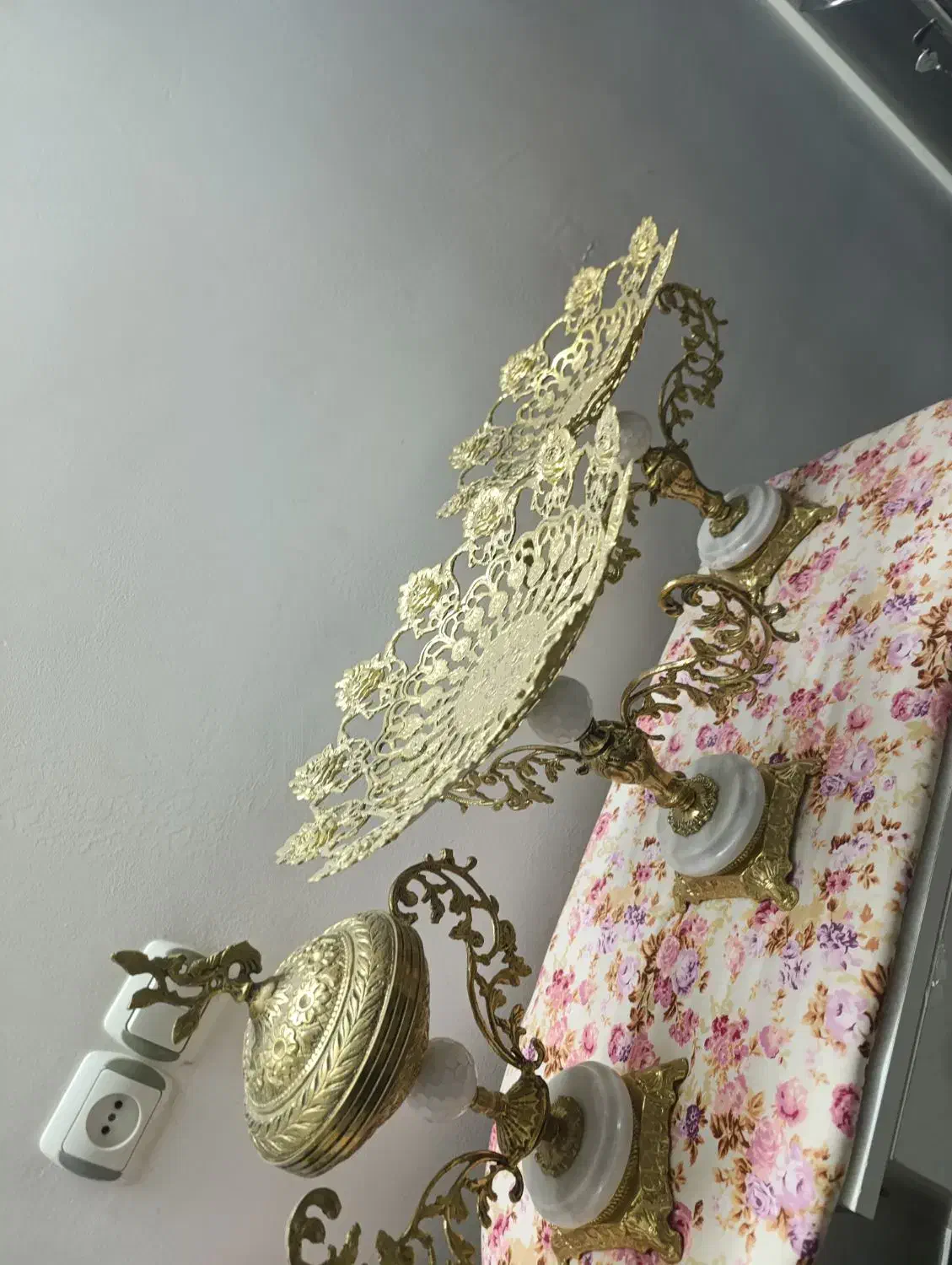 ست سه تیکه     جنس برنج|ظروف سرو و پذیرایی|کاشان, عربها|دیوار