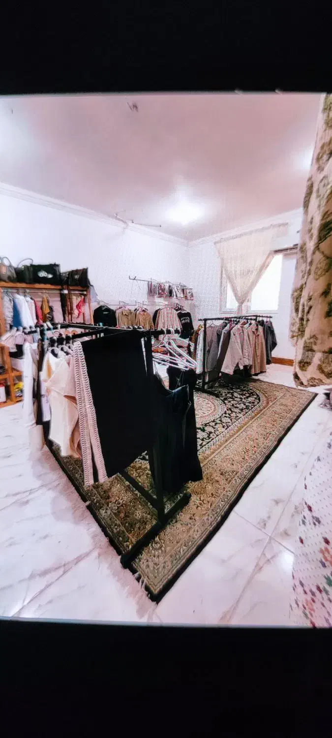 لباس فروشی|لباس|بندر دیر, |دیوار