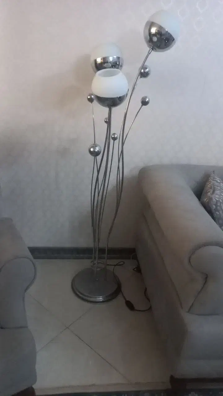 اباژور کنار سالنی|چراغ خواب و آباژور|نسیم‌شهر, |دیوار