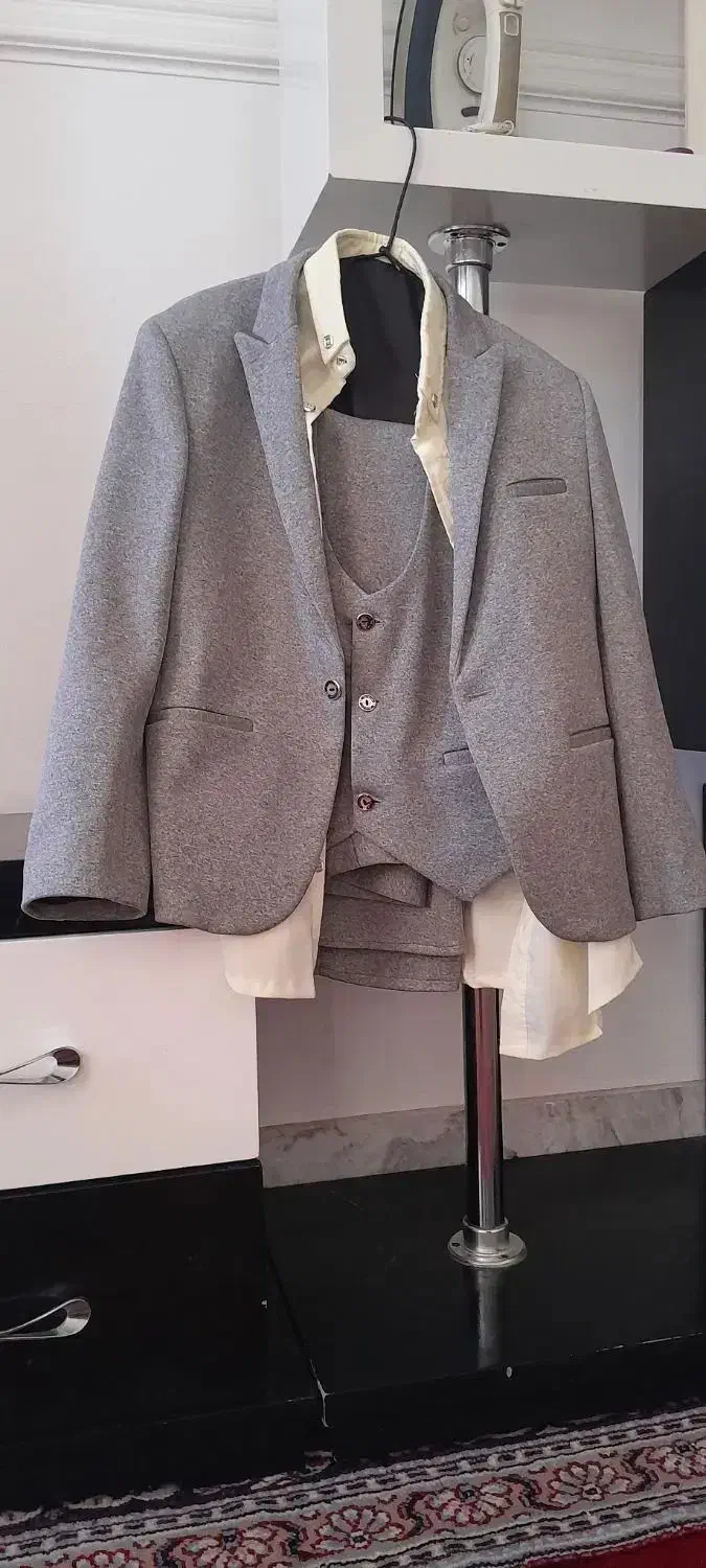 کت و شلوار نو|کفش و لباس بچه|بیرجند, |دیوار