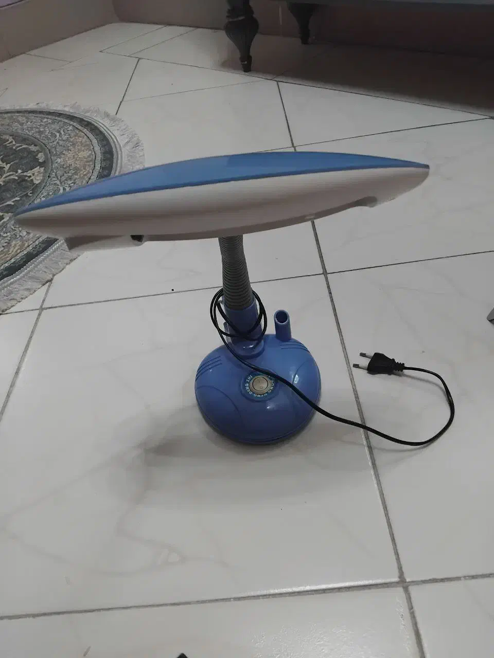 چراغ رومیزی|چراغ خواب و آباژور|فردیس, منظریه|دیوار