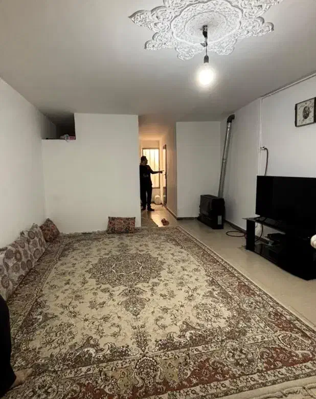 آپارتمان ۷۵متر ۲خوابه/ با پارکینگ اختصاصی/ خ برزگر|فروش آپارتمان|محمدشهر, سیدآباد|دیوار