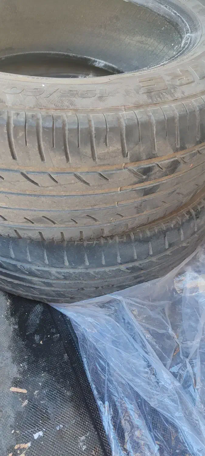 لاستیک کار کرده 16|قطعات یدکی و لوازم جانبی|میان ولایت, |دیوار