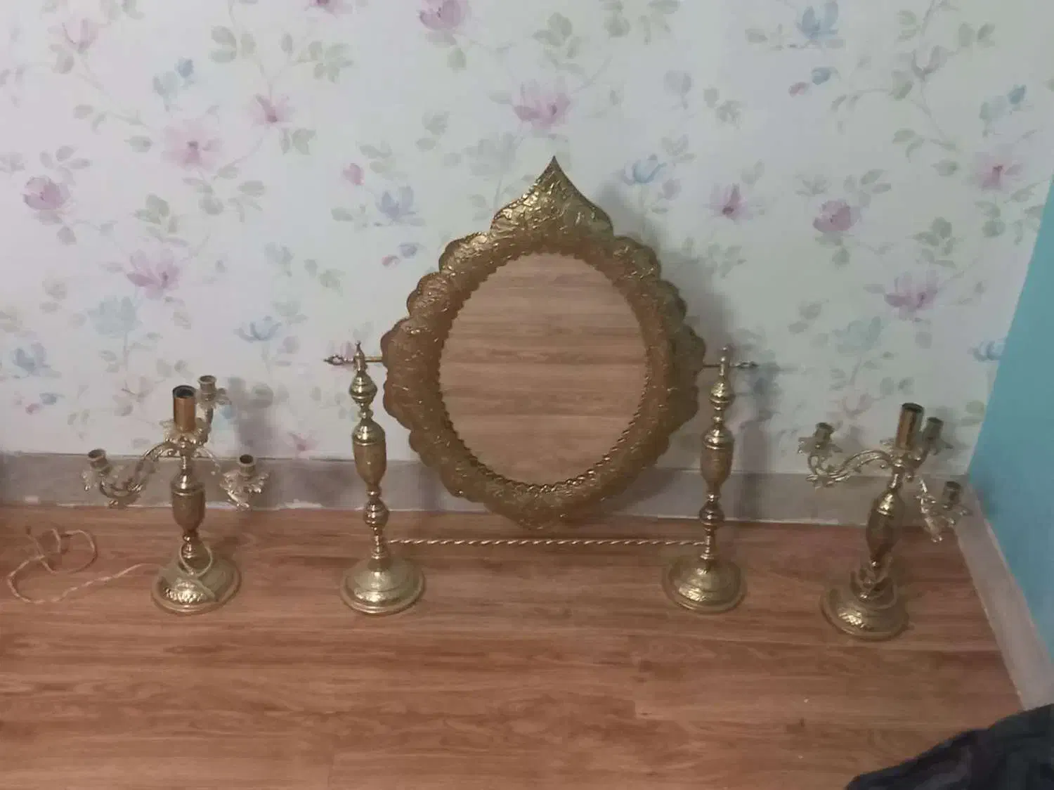 آینه وشعمدان عروس|آینه|اصفهان, دشتستان|دیوار