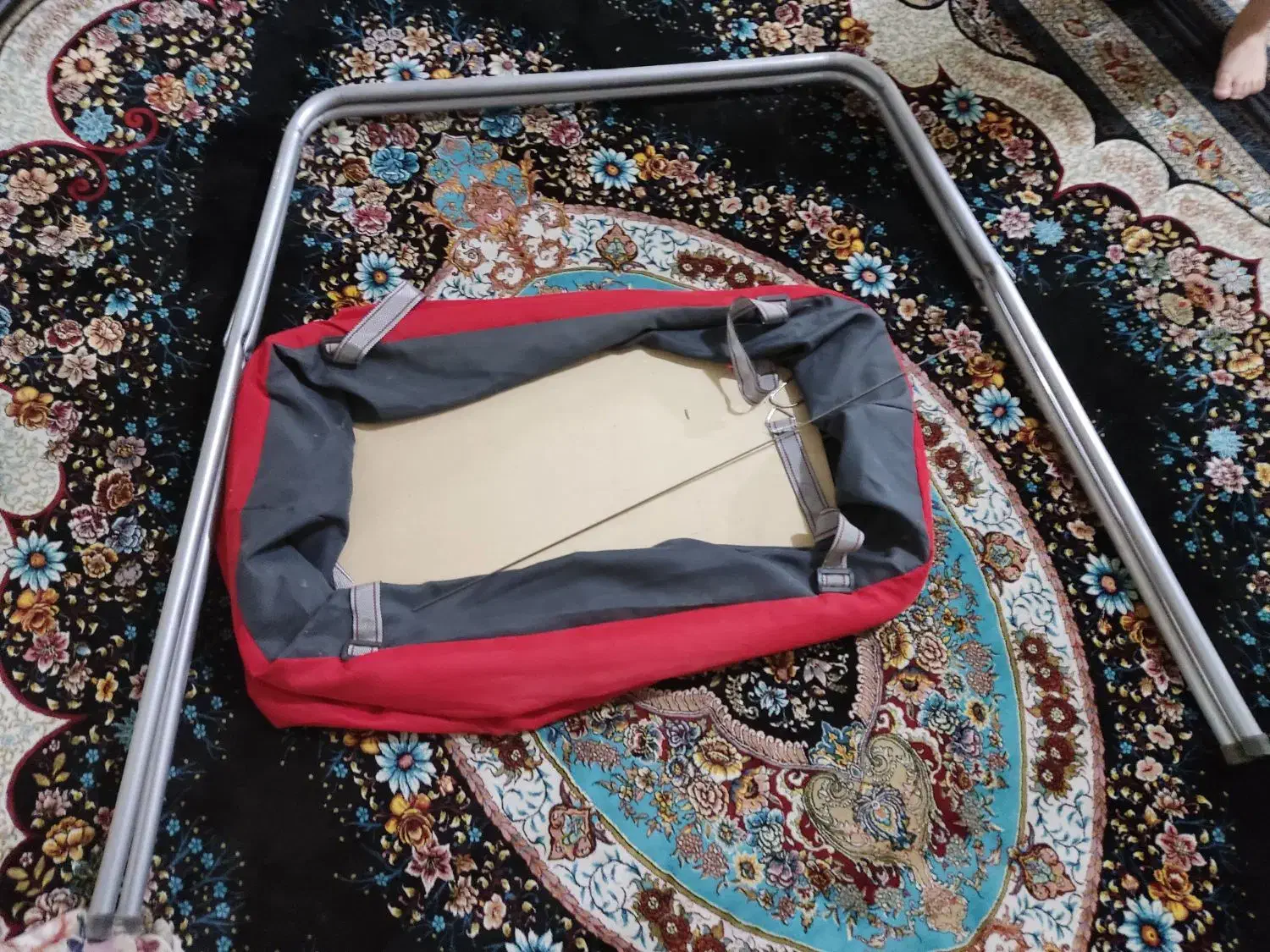 گهواره|کالسکه و لوازم جانبی|رباط‌کریم, رباط‌کریم|دیوار