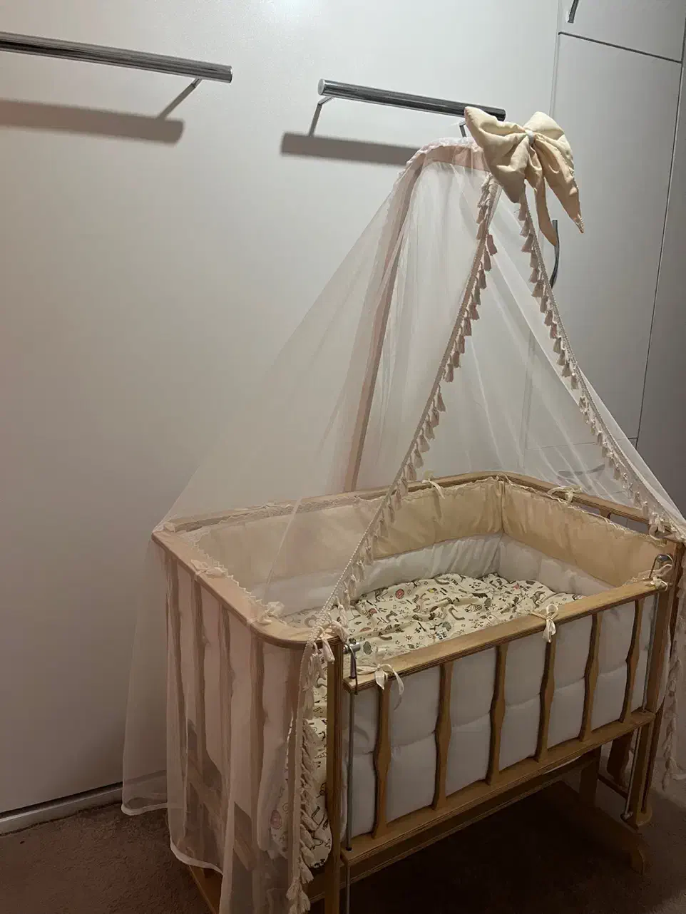 تخت کنار مادر|تخت و صندلی بچه|تهران, شهید رجایی|دیوار