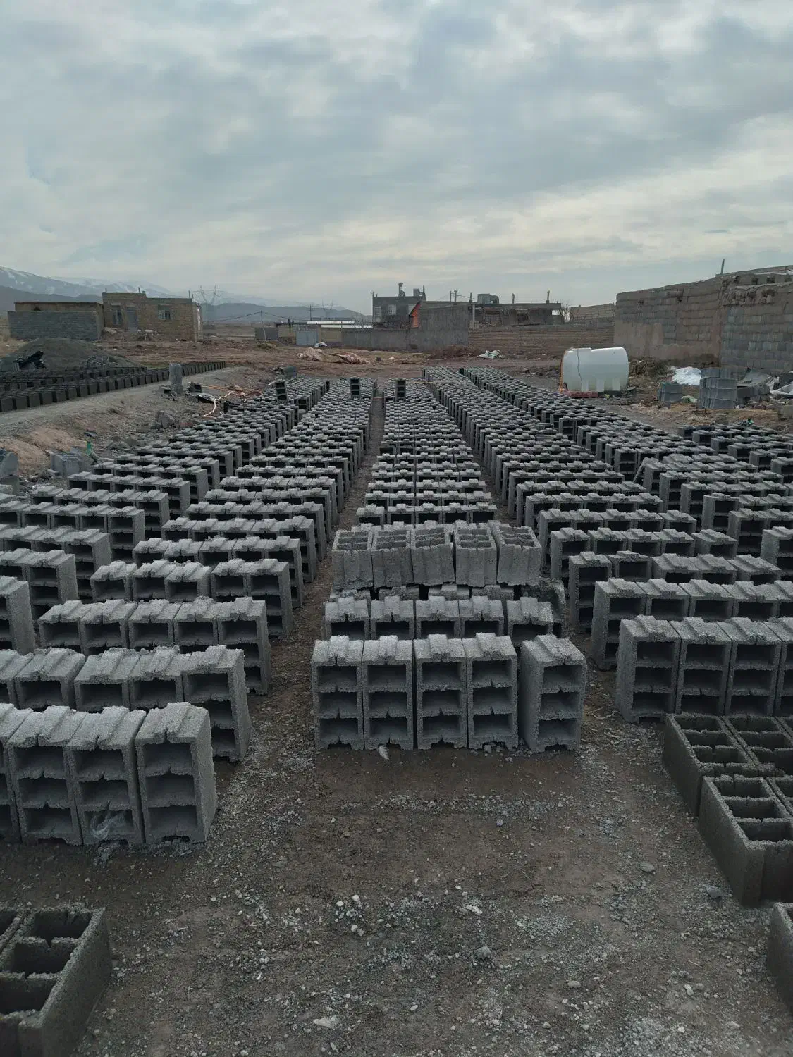 بلوکه سیمانی با کیفیت|مصالح و تجهیزات ساختمان|زبرخان, |دیوار