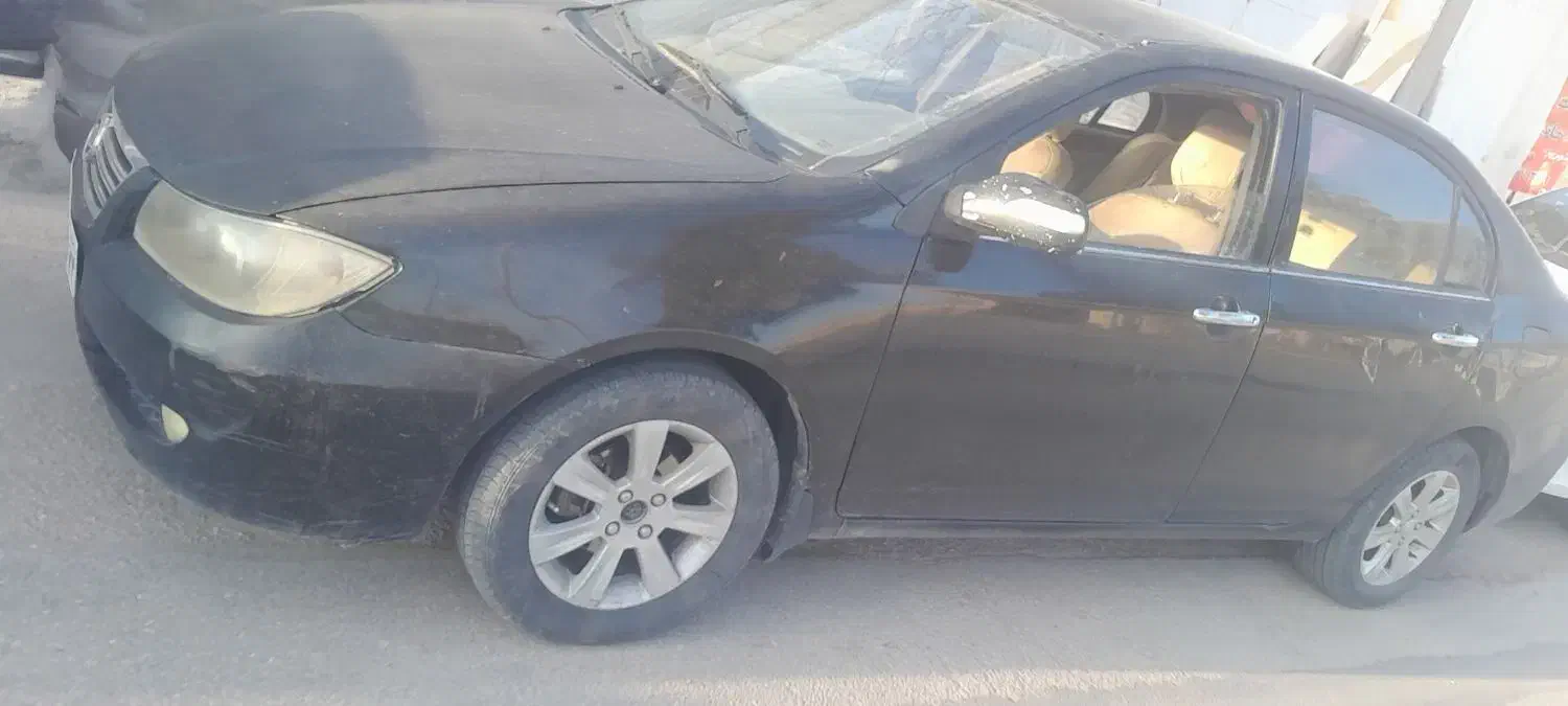 لیفان|خودرو سواری و وانت|نی‌ریز, |دیوار