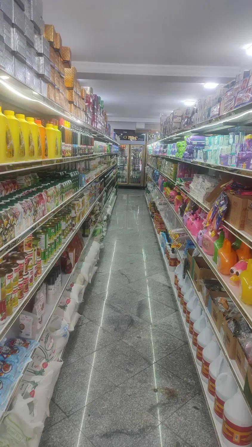 استخدام کارگر ساده برای هایپر مارکت|استخدام خدمات فروشگاه و رستوران|تهران, شهرک نفت|دیوار
