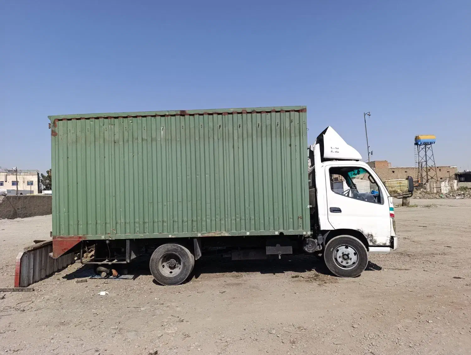 استخدام راننده پایه دو|استخدام حمل و نقل|ری, ملکآباد|دیوار