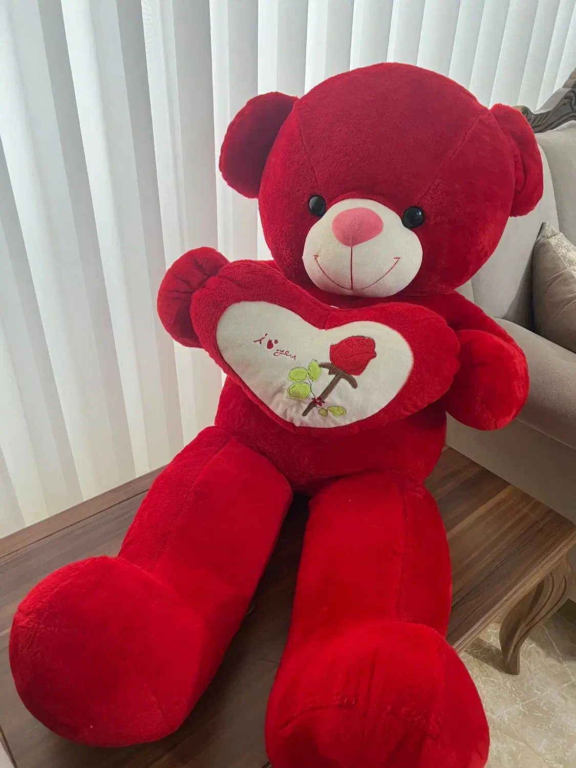 خرس پشمالو قرمز|اسباب‌‌بازی|قائم‌شهر, |دیوار