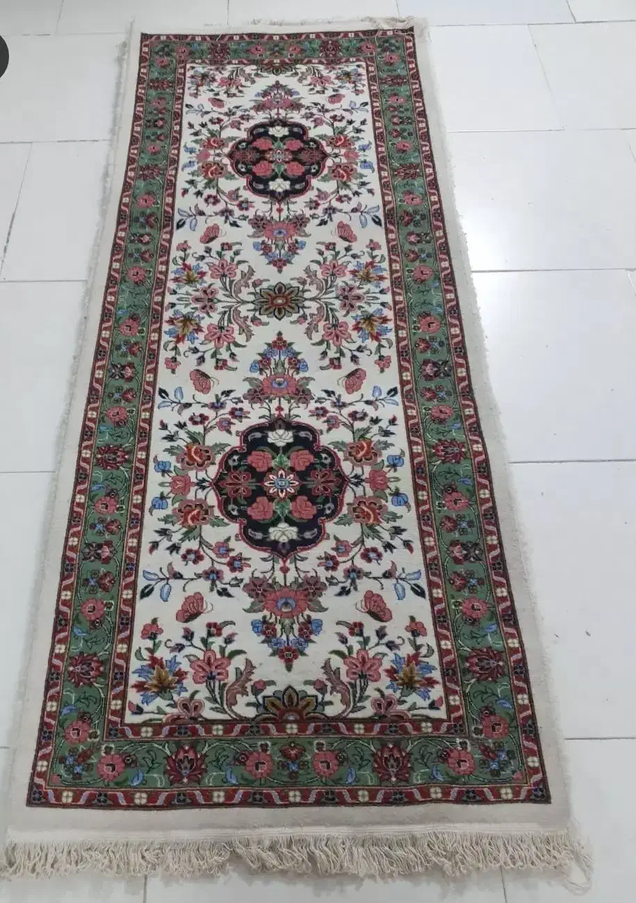 فرش دستی|فرش|اصفهان, راه آهن|دیوار