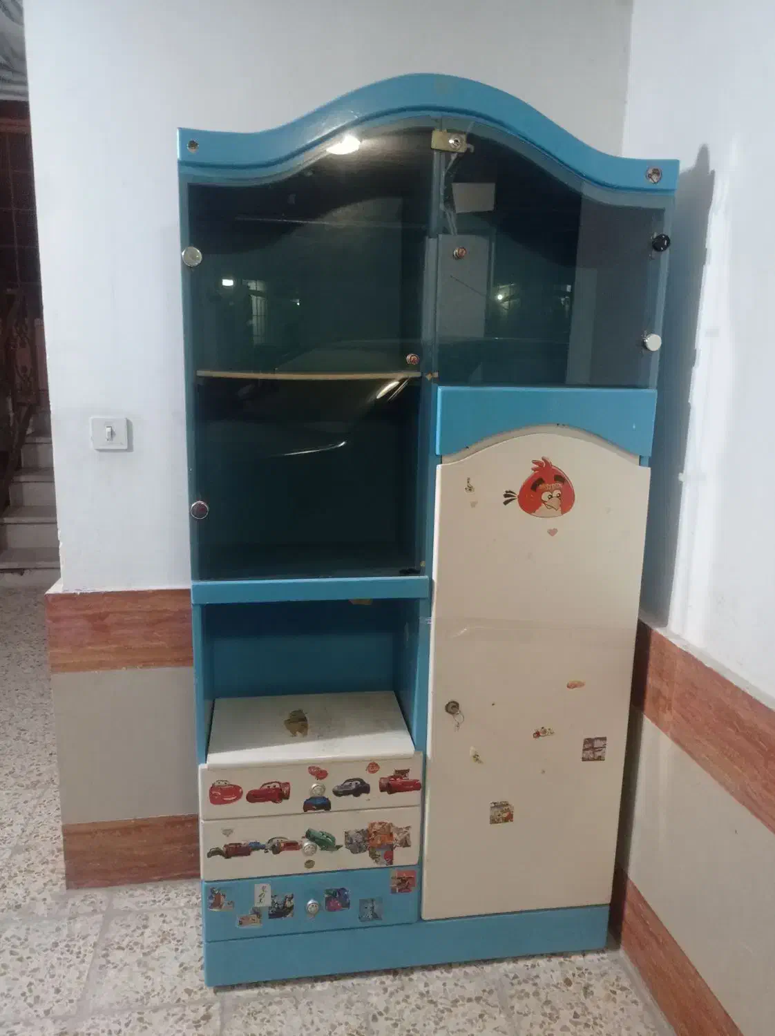 کمد|جاکفشی، کمد، دراور|اردبیل, |دیوار