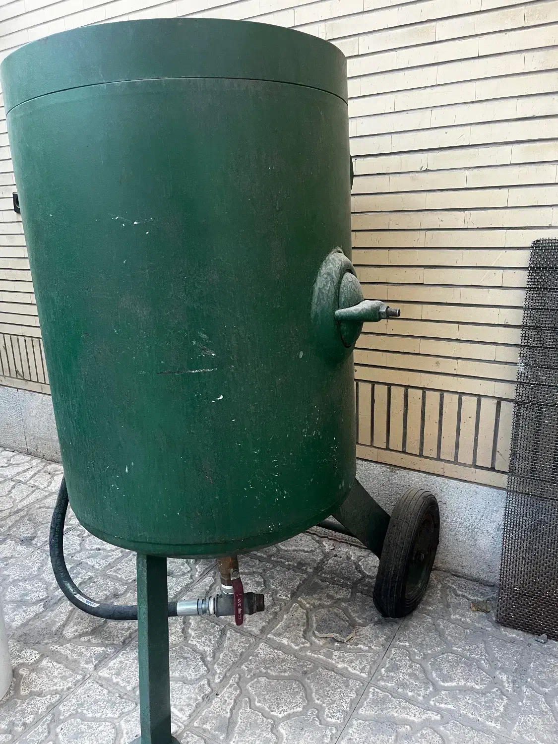 دیگ سندبلاست|ماشین‌آلات صنعتی|فولادشهر, C3|دیوار