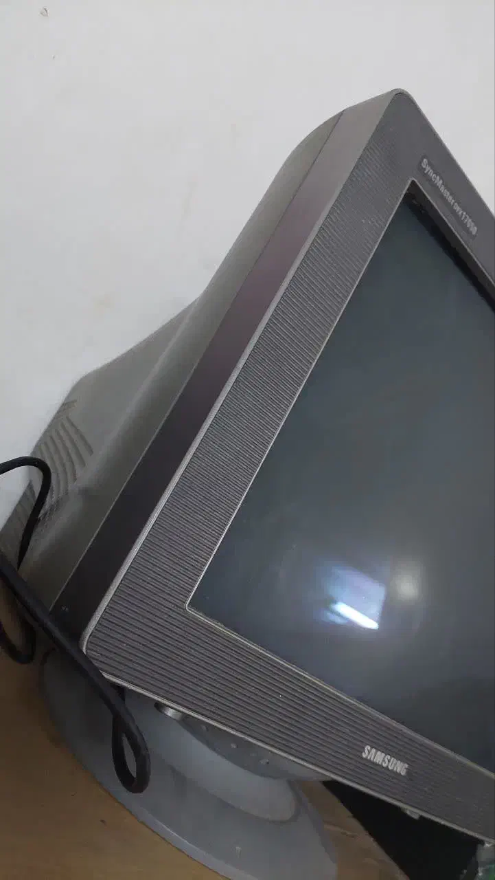 مانیتور سامسونگ|تلویزیون و پروژکتور|قم, یزدان‌شهر|دیوار