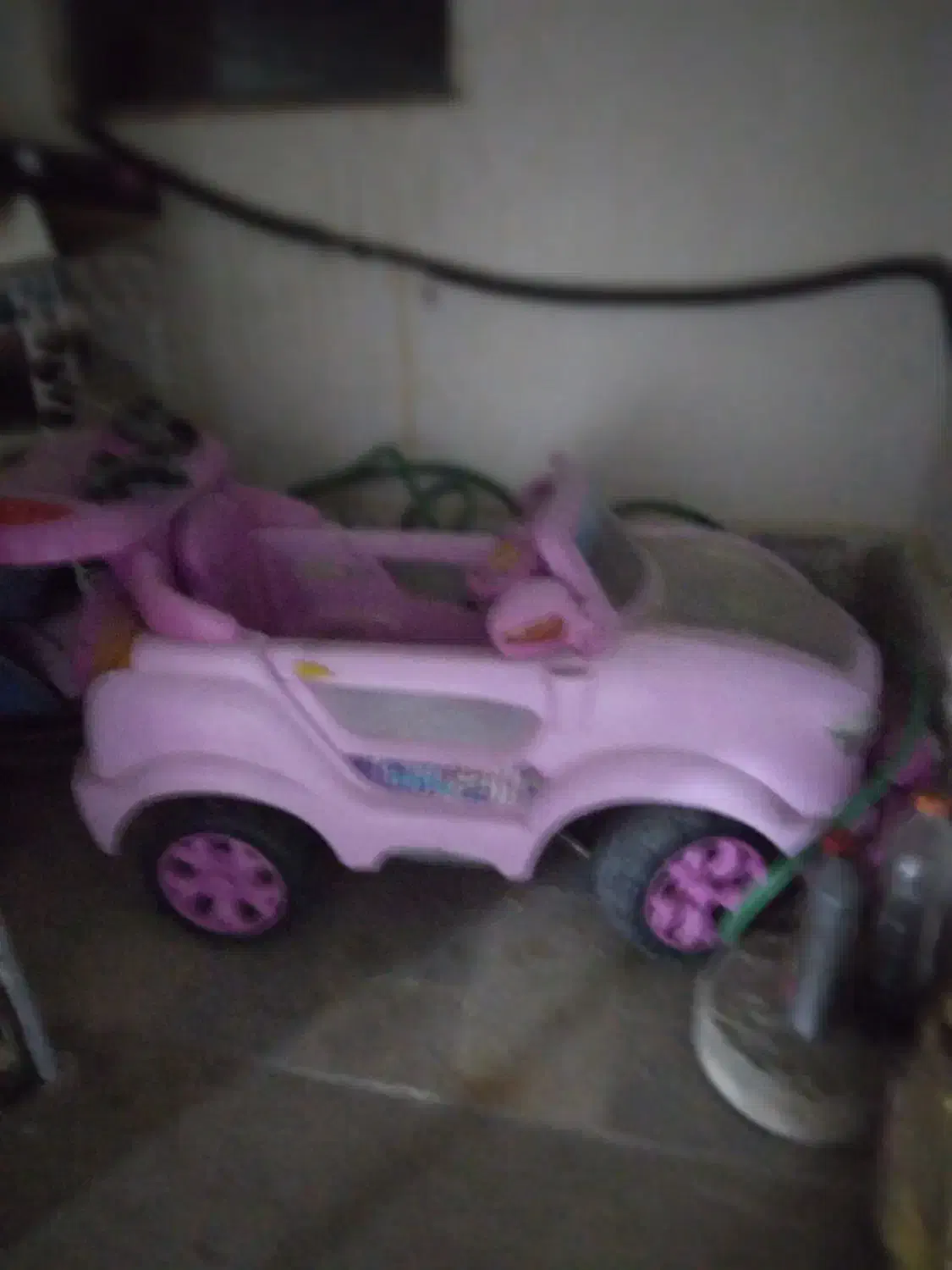 فروش یک دستگاه ماشین شارژی|اسباب‌‌بازی|داراب, |دیوار