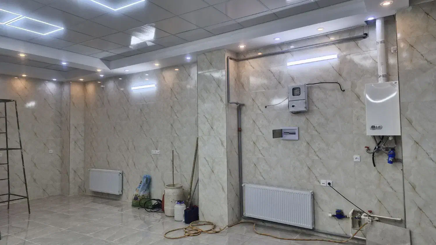 مغازه ۵۱متری تجاری|اجارهٔ مغازه و غرفه|قرچک, شهرک طلائیه|دیوار