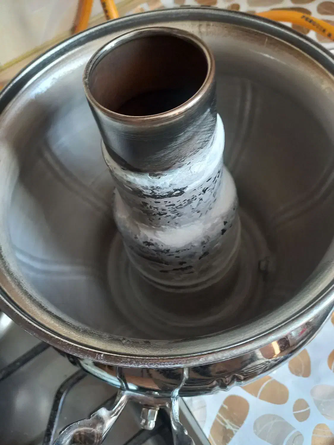 سماور گازی ۶ لیتری سالم سالم درحد نو|سماور، چای‌ساز، قهوه‌ساز|هشتگرد, هشتگرد قدیم|دیوار