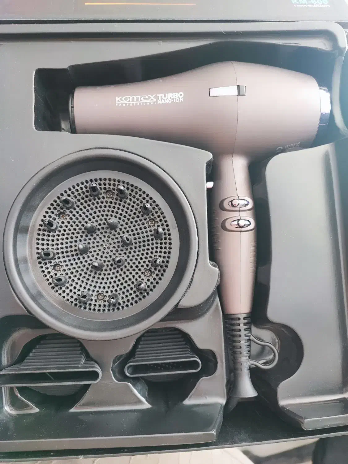 تعدادی لوازم آرایشگری|آرایشگاه و سالنهای زیبایی|رباطکریم, نصیرشهر|دیوار