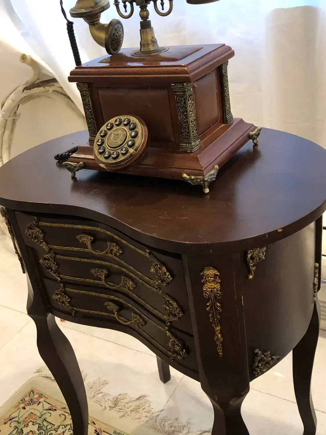 میز تلفن و تلفن|میز تلفن|گرگان, |دیوار