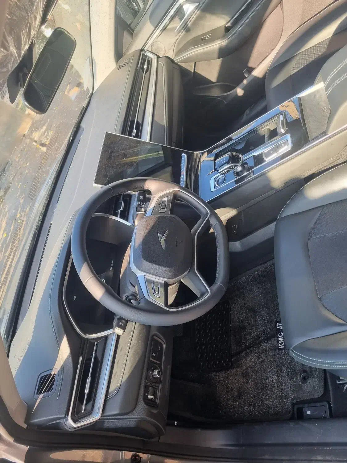 کی ام سی مدل ۱۴۰۳ کاملا بی رنگ وسالم ۷۶۰۰ کارکرد|خودرو سواری و وانت|تبریز, |دیوار