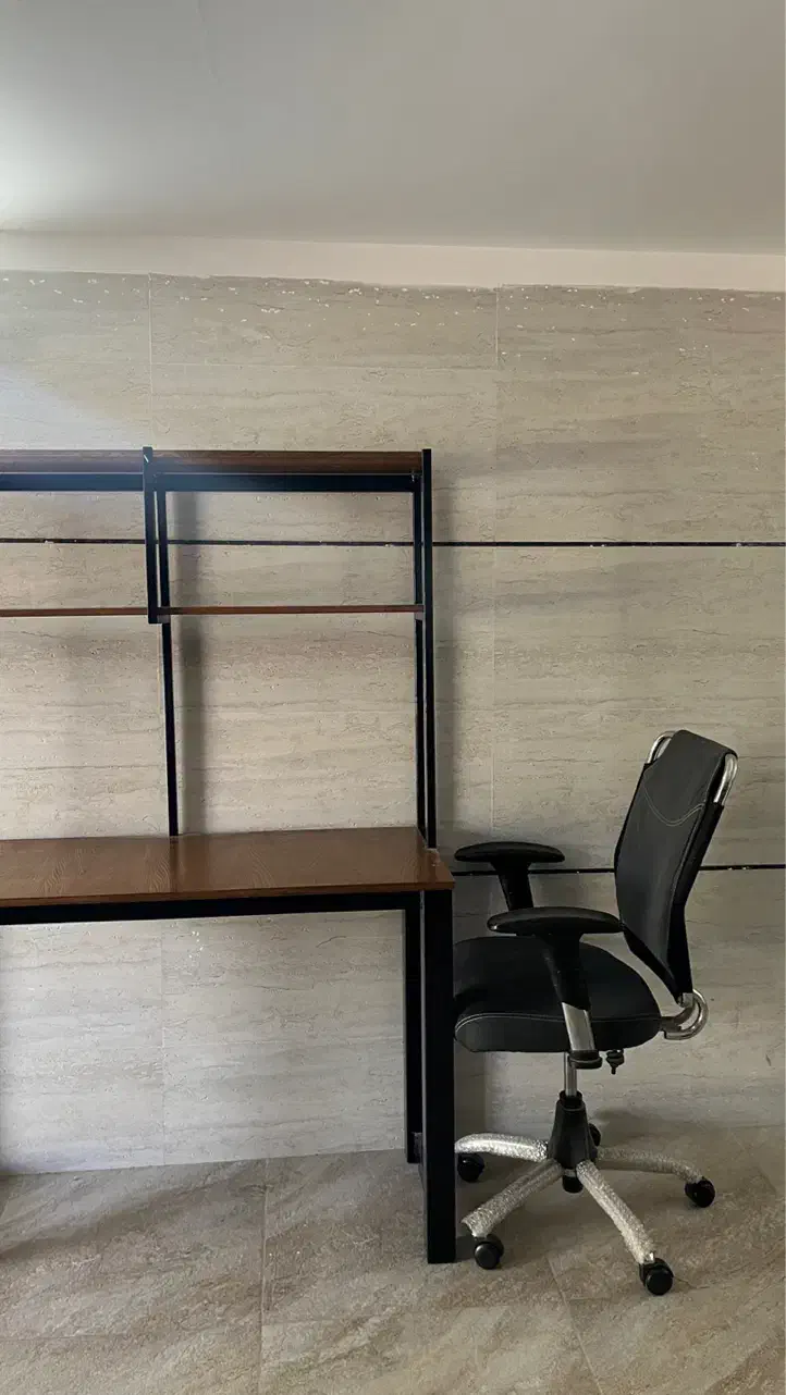 میز|میز تحریر و کامپیوتر|یزد, |دیوار