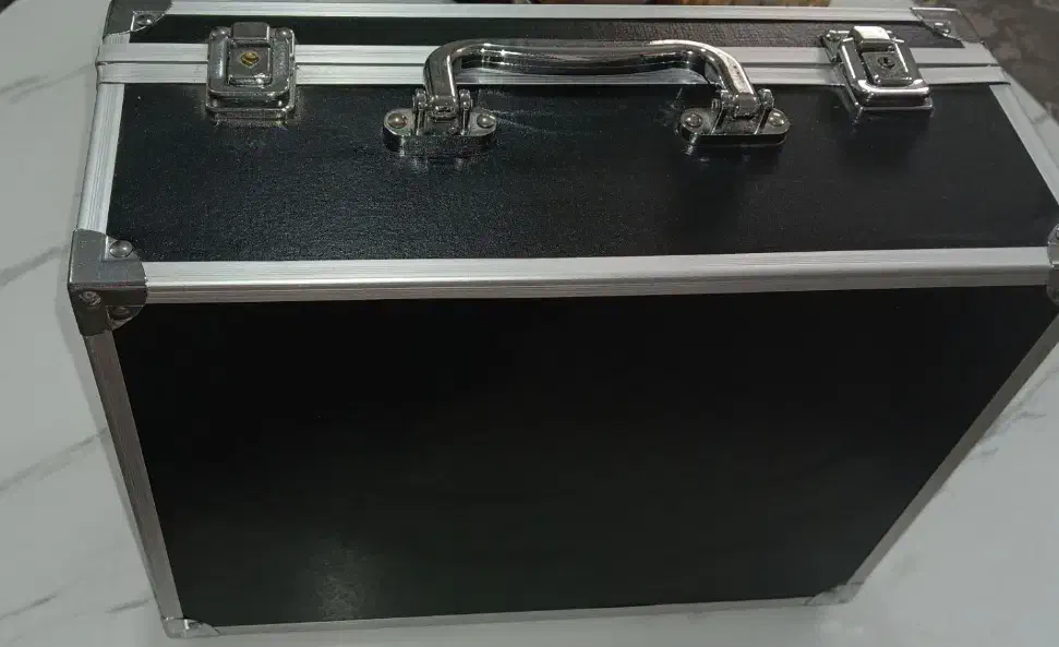 دستگاه تتو حرفه ای گان در حد نو کاملا سالم|آرایشی، بهداشتی، درمانی|ورامین, ورامین|دیوار