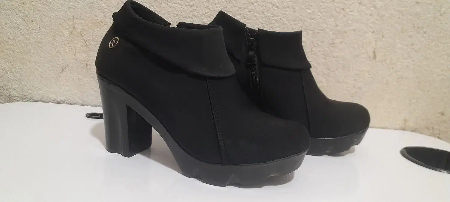 نیم بوت پاشنه دار سایز 40|کیف، کفش، کمربند|خرم‌آباد, |دیوار