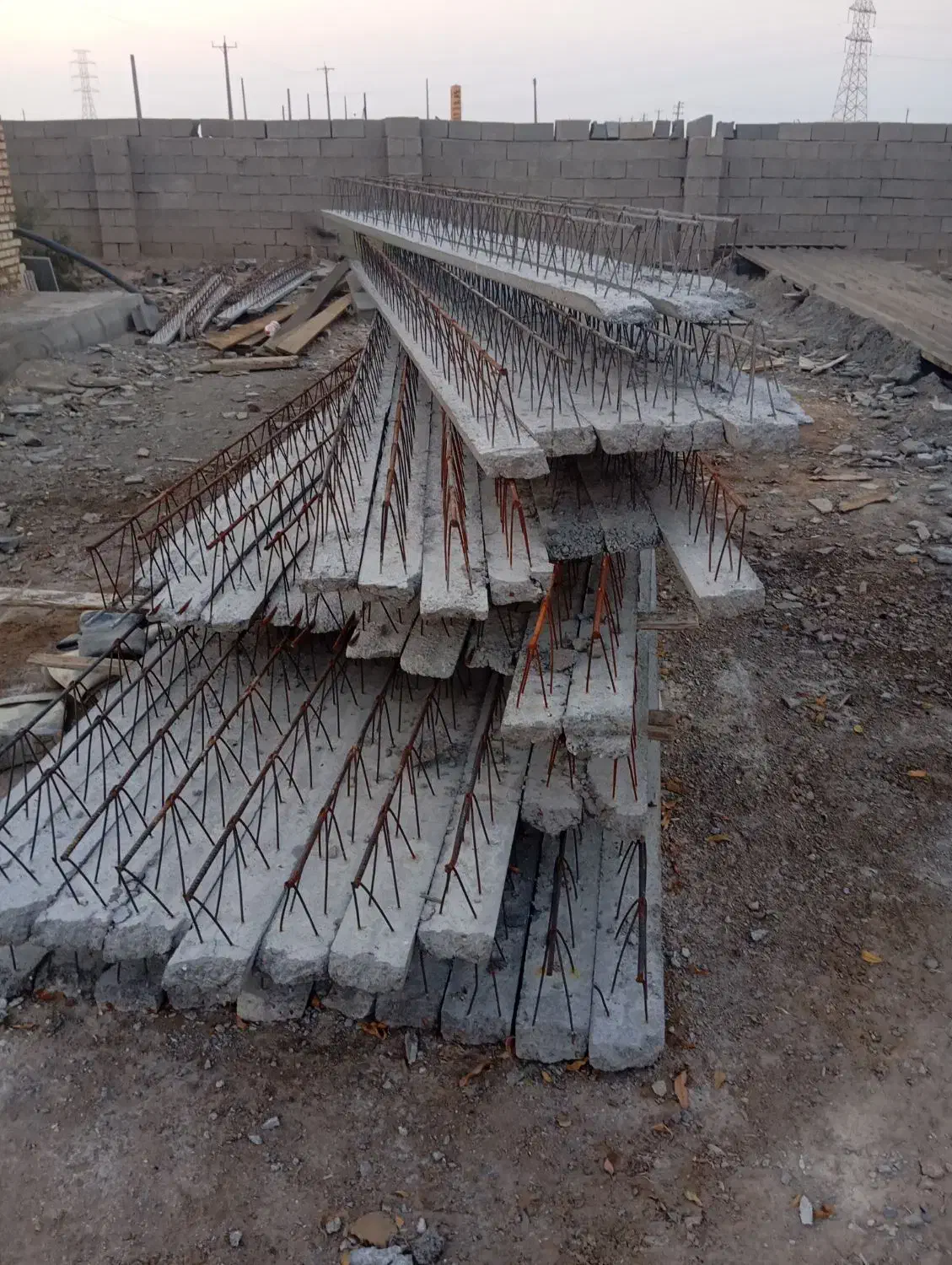 تولید تیرچه و بلوک الماسی|مصالح و تجهیزات ساختمان|بندر ماهشهر, |دیوار