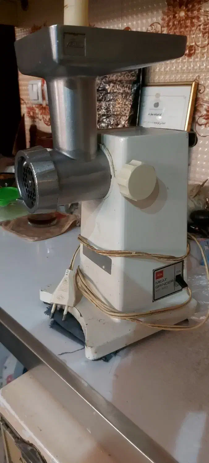 چرخ گوشت توشیبا|سایر لوازم برقی|شاهین‌شهر, مورچه خورت|دیوار