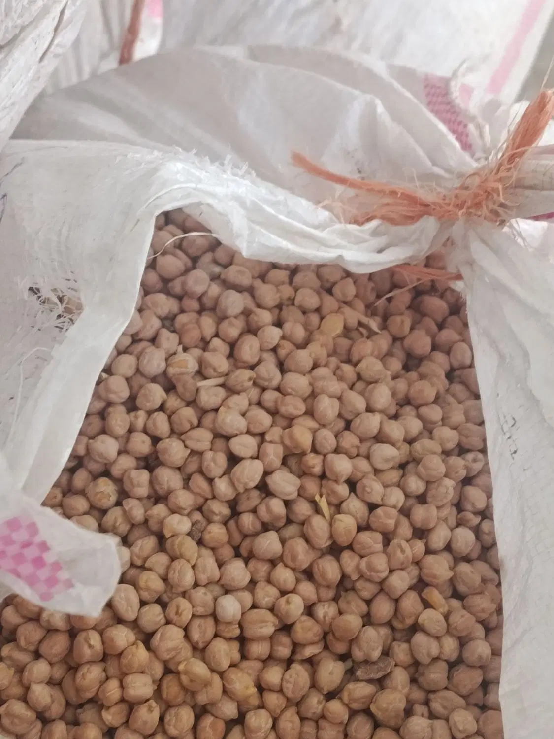 نخود|خوردنی و آشامیدنی|بیستون, |دیوار