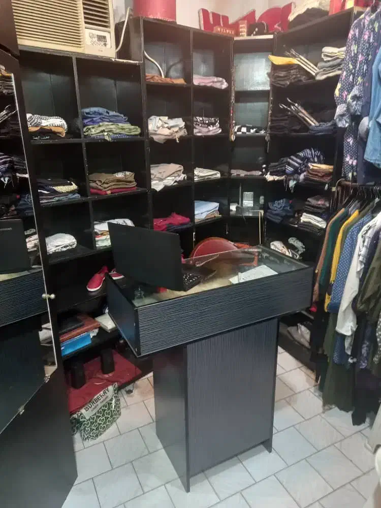 اجاره مغازه در پاساژ هادی قائمشهر|اجارهٔ مغازه و غرفه|قائم‌شهر, |دیوار