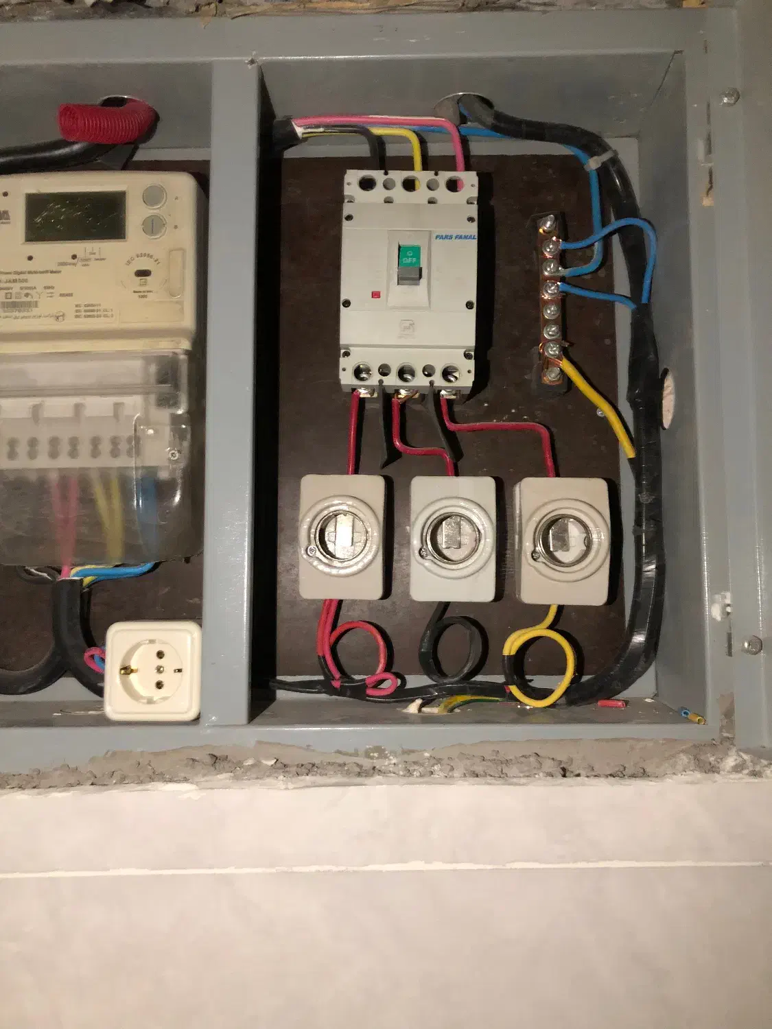 برقکاری ساختمان|خدمات پیشه و مهارت|شوش, |دیوار